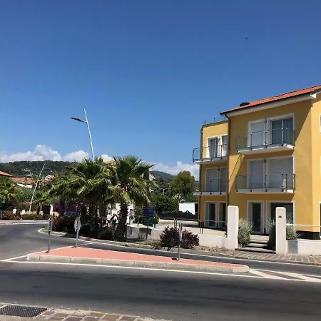 Apartment Blumare 6 San Bartolomeo Al Mare